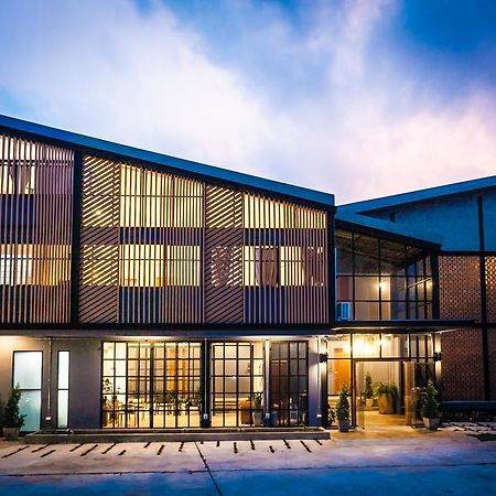 Hug Inn Пхрэ Экстерьер фото