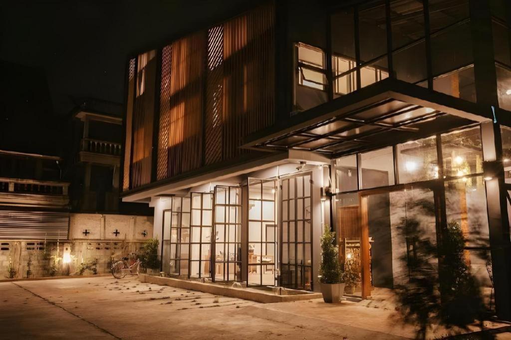 Hug Inn Пхрэ Экстерьер фото