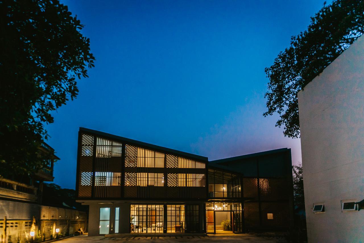 Hug Inn Пхрэ Экстерьер фото